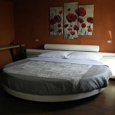 Agriturismo Corte Dei Landi Cade エクステリア 写真
