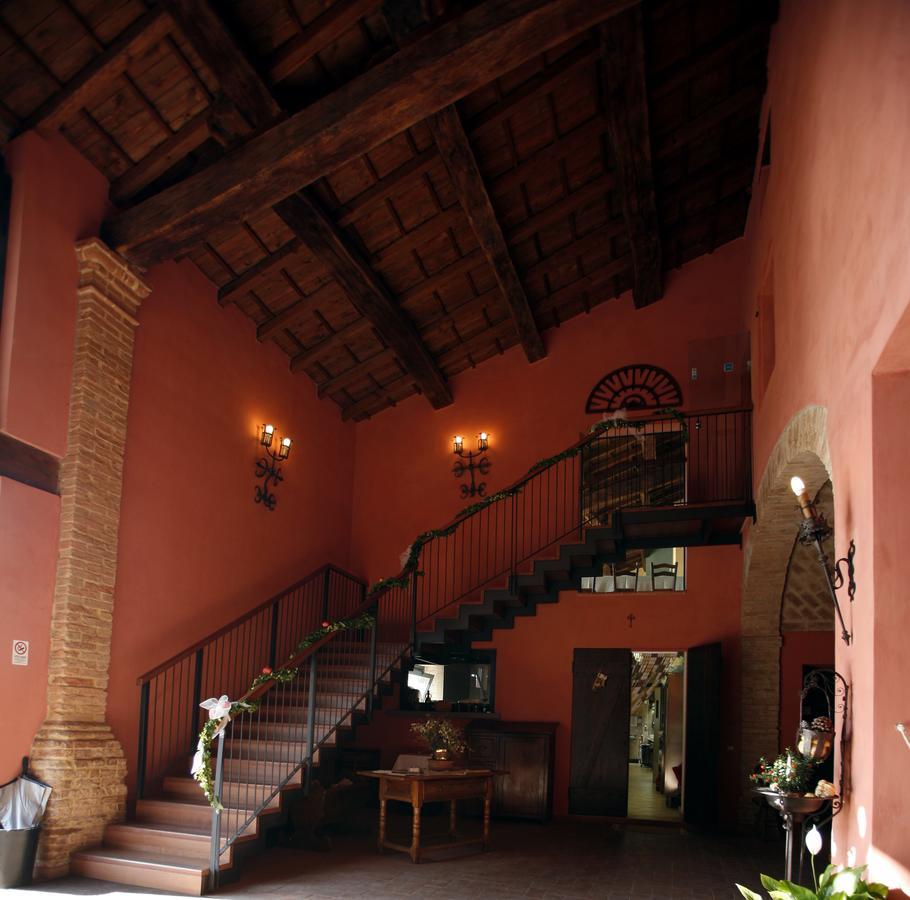 Agriturismo Corte Dei Landi Cade エクステリア 写真