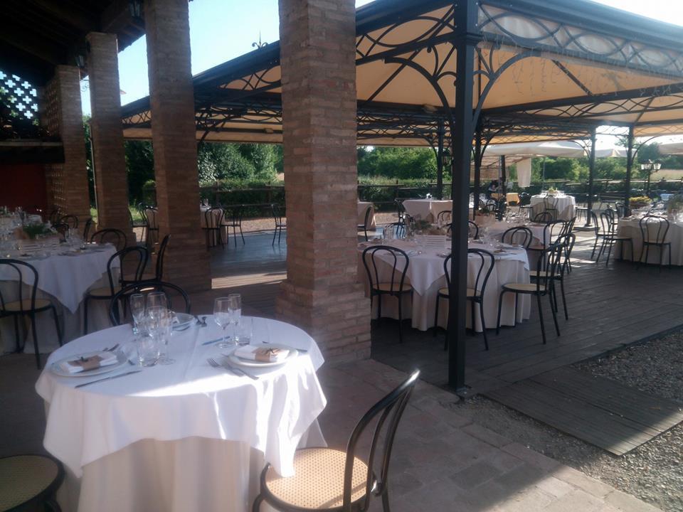 Agriturismo Corte Dei Landi Cade エクステリア 写真