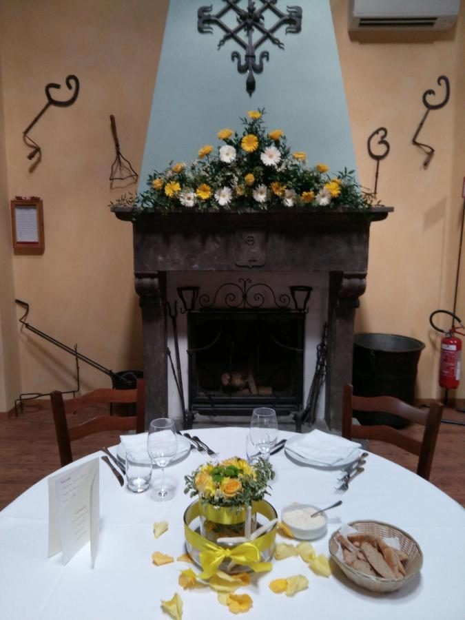 Agriturismo Corte Dei Landi Cade エクステリア 写真